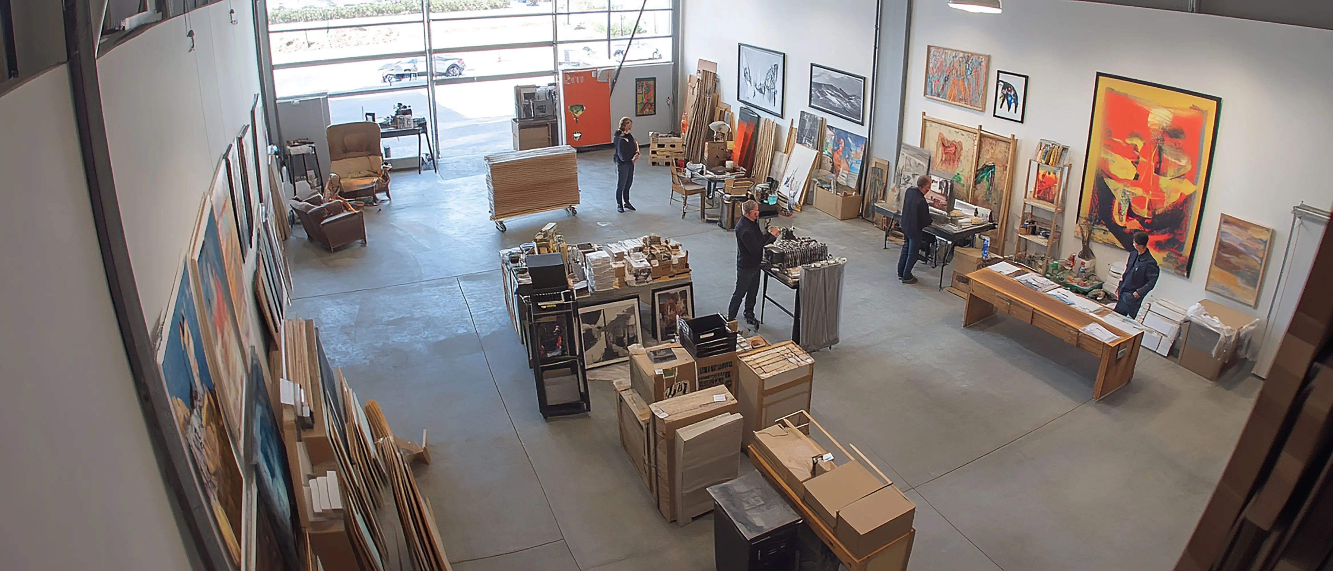 Bitte sende mir den vollständigen Beschreibungstext, den ich auf Deutsch umformulieren soll.